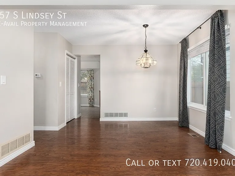 157 S Lindsey St — Photo 19