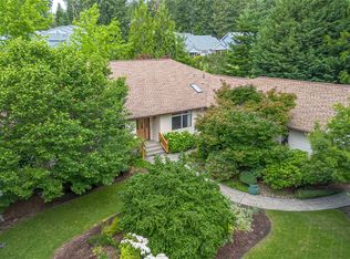 70 E Hofaker Rd, Allyn, WA 98524