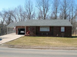 7312 S Calhoun Hwy, Mount Zion, WV 26151