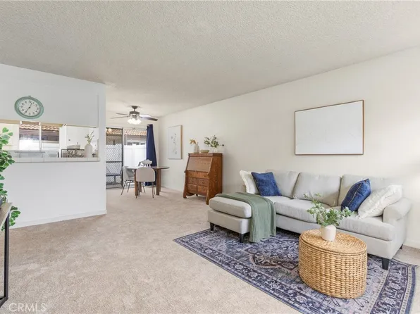 571 W Greenwood Ave APT 12, La Habra, CA 90631
