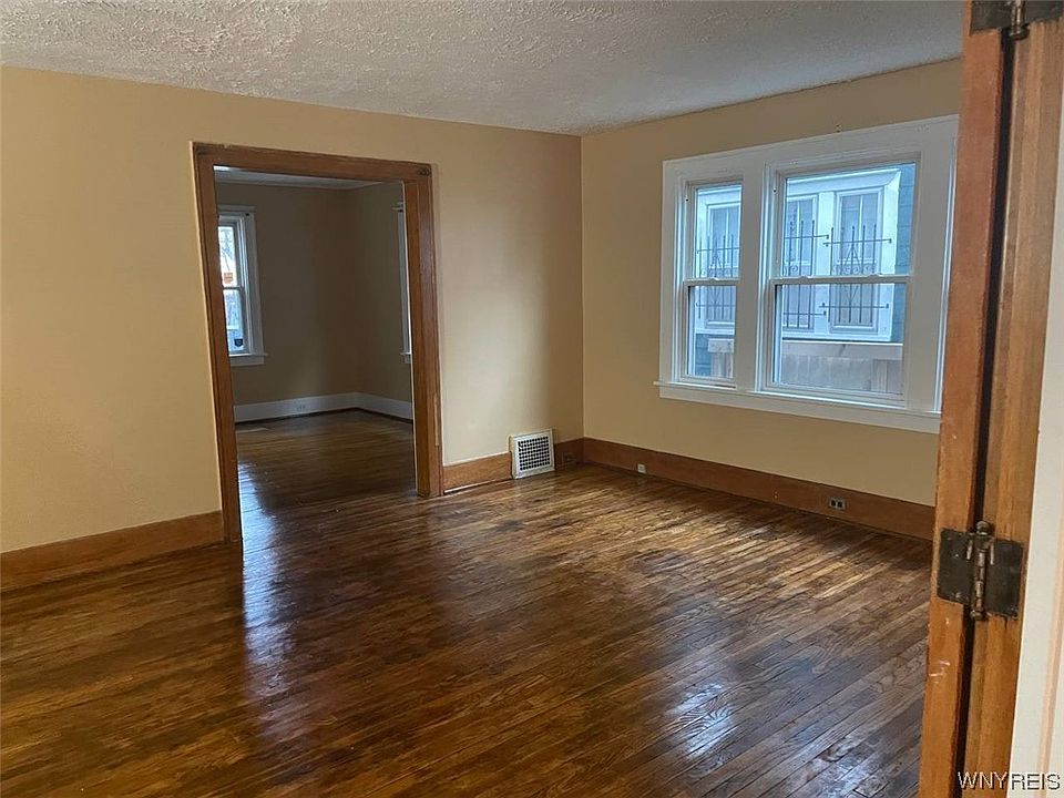 70 Shirley Ave, Buffalo, NY 14215 Zillow