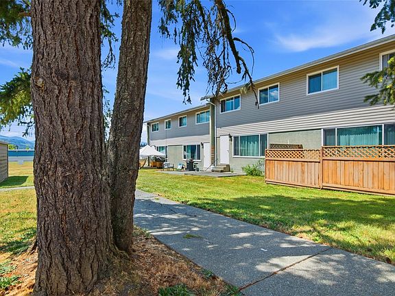 3rd image of 4110 Kendall Ave #28