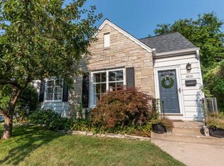 4474 N Newhall St, Shorewood, WI 53211