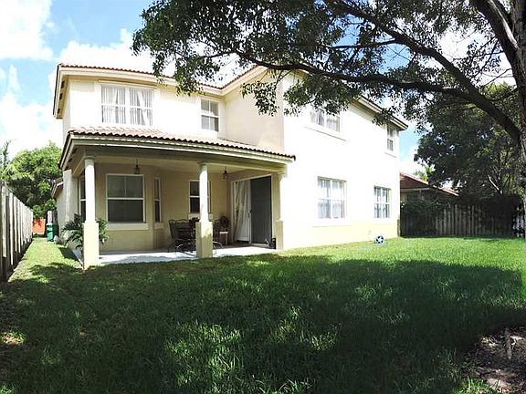 4th image of 12365 SW 123rd Ave