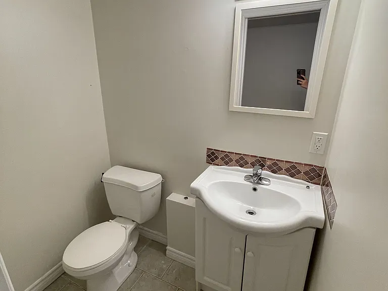 114 Bartlett St — Photo 16
