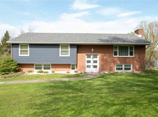 727 Laurel Dr, Ligonier, PA 15658