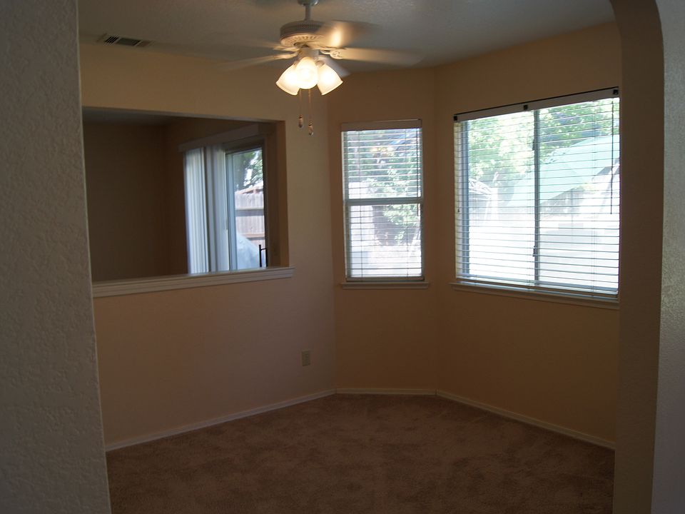 2nd image of 4226 Hartlepool Way