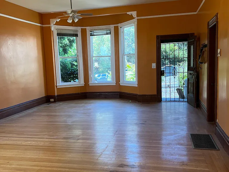 639 Georgia St — Photo 3