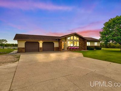 12104 T Rd, Rapid River, MI, 49878