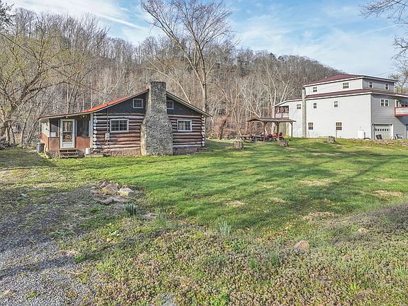 2nd image of 2554 Willowwood Rd