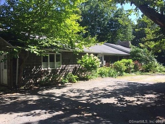 2nd image of 1205 Newfield Ave