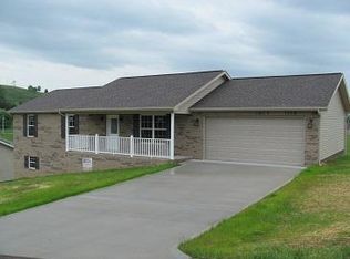 Altina Cir, New Tazewell, TN 37825