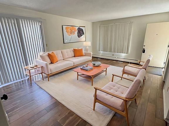 5th image of 4610 Picturesque Ct APT 1