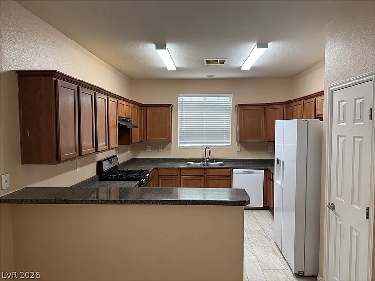 8777 Old Sea Ave — Photo 6