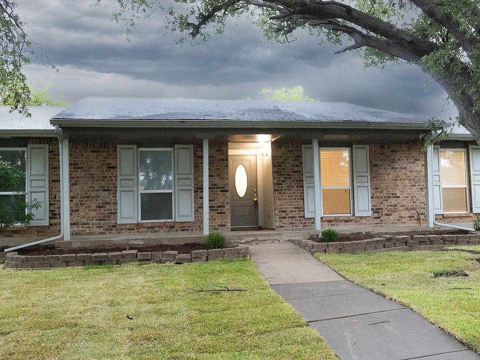 1st image of 1813 Addington Dr