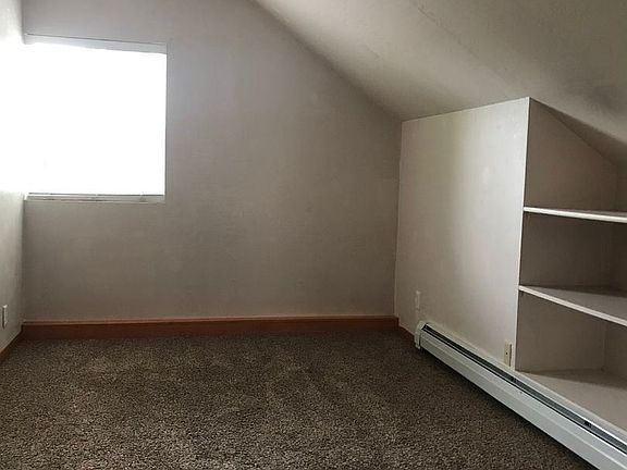 4th image of 503 S 5th St E APT B