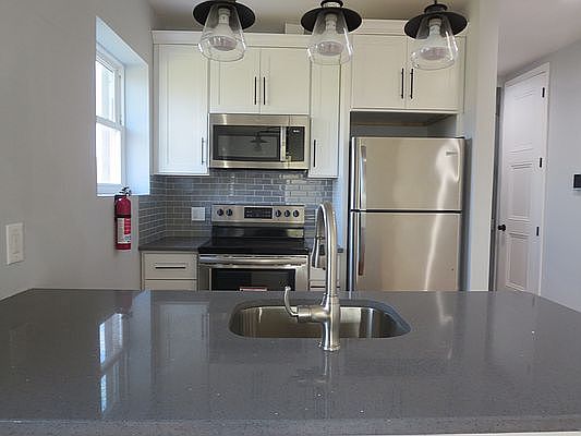 5th image of 455 Beach 36 St #2