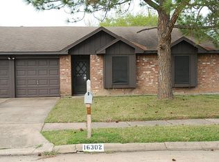 16302 Thistleglen Dr, Houston, TX 77095