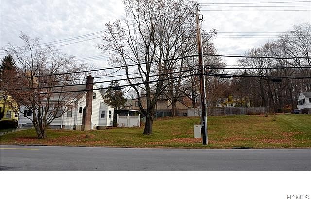 1st image of 7 Conklin Ave