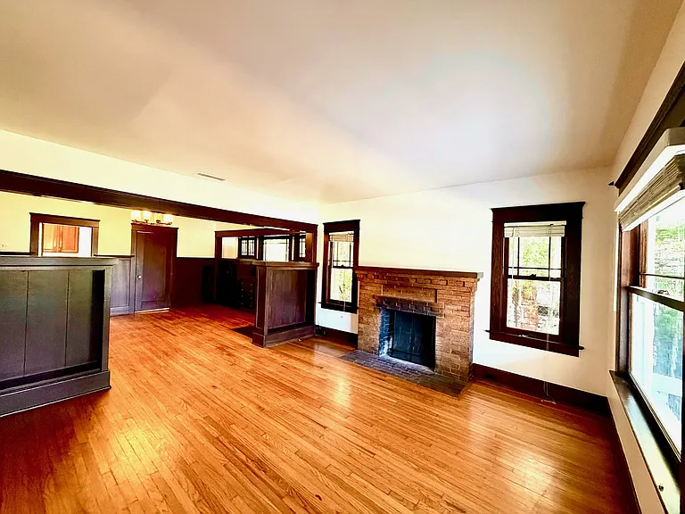 330 W Valerio St — Photo 2
