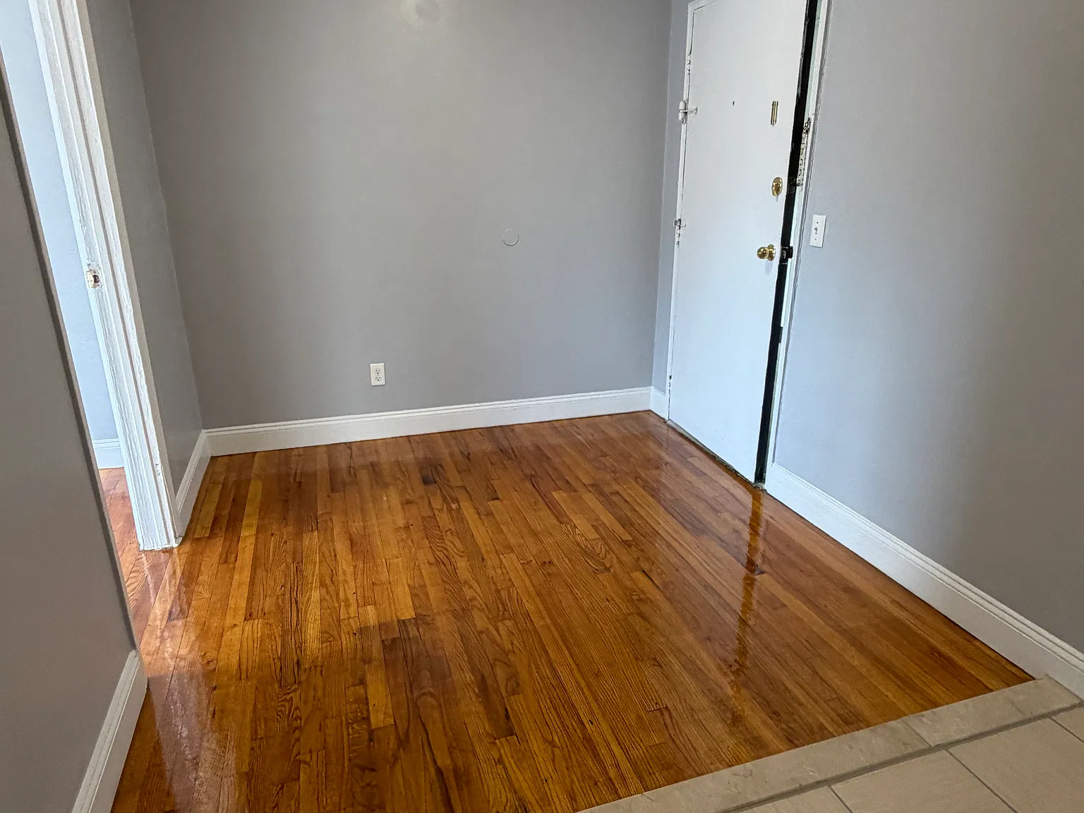 Studio, 500 sqft, $1,375 — Photo 3