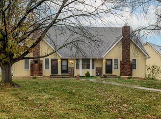 168 SW Robin Rd, Lees Summit, MO 64063
