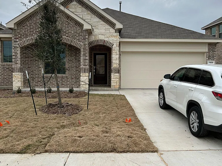 7909 Blue Heron Ln — Photo 23