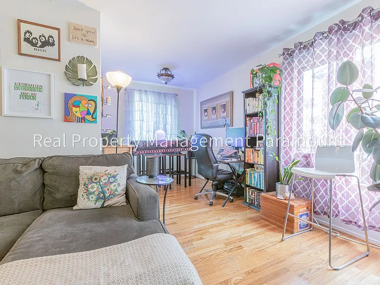 8016 Blackburn Ave #2 — Photo 6