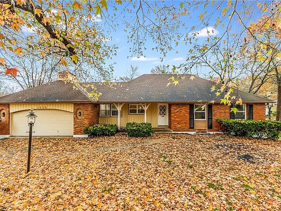 2nd image of 3605 Vernon Dr