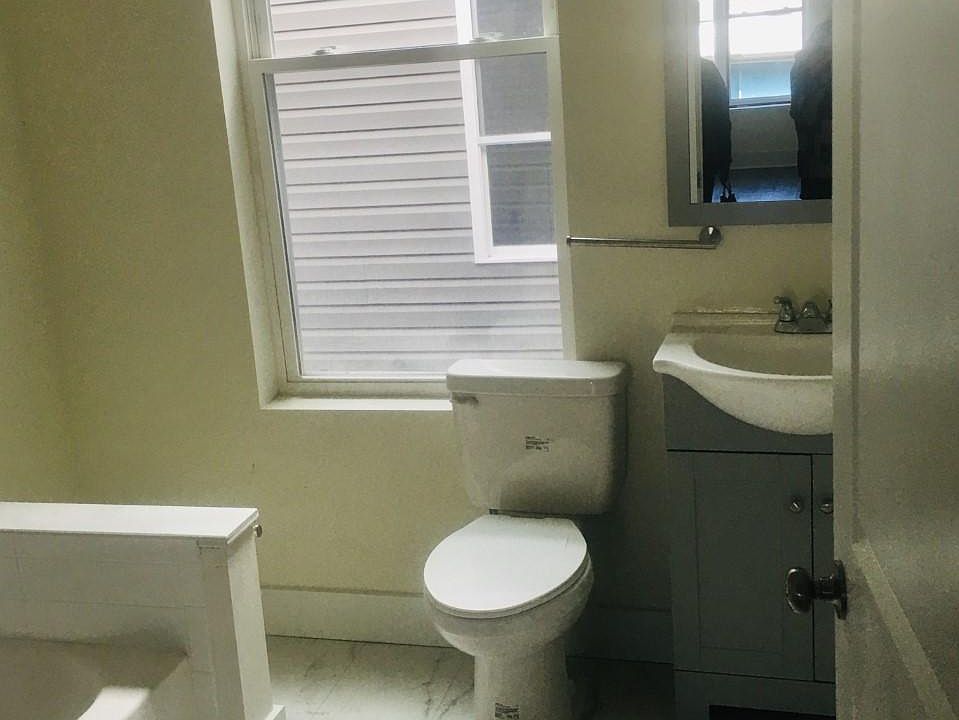 2nd image of 6018 Market St #1