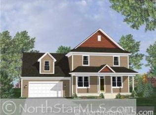 1017 Pioneer Trl, Bayport, MN 55003