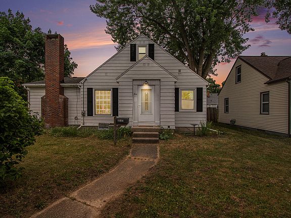4th image of 1164 Evelyn St NE