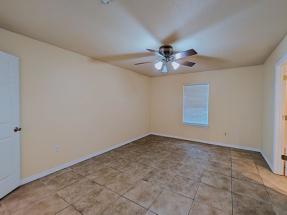 4th image of 1114 Howell Rd #A