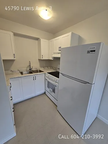 45790 Lewis Ave Photo 1