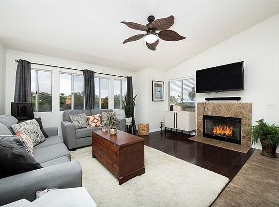 2nd image of 741 Vista Grande Way