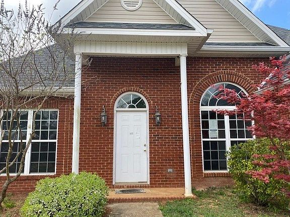 2nd image of 103 Huntwood Ln
