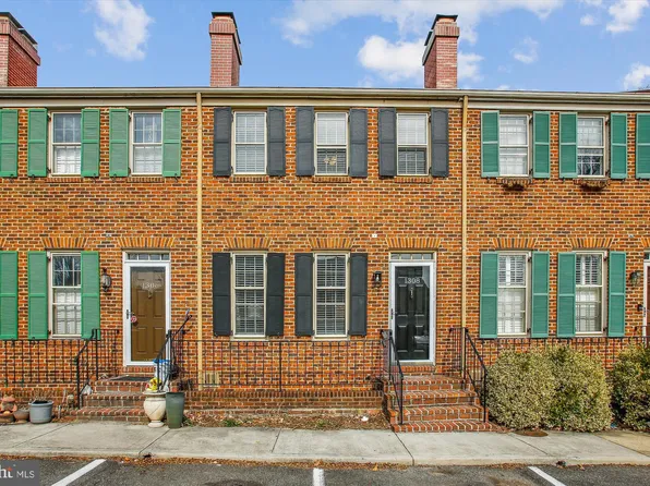 1308 Seaport Ln, Alexandria, VA 22314