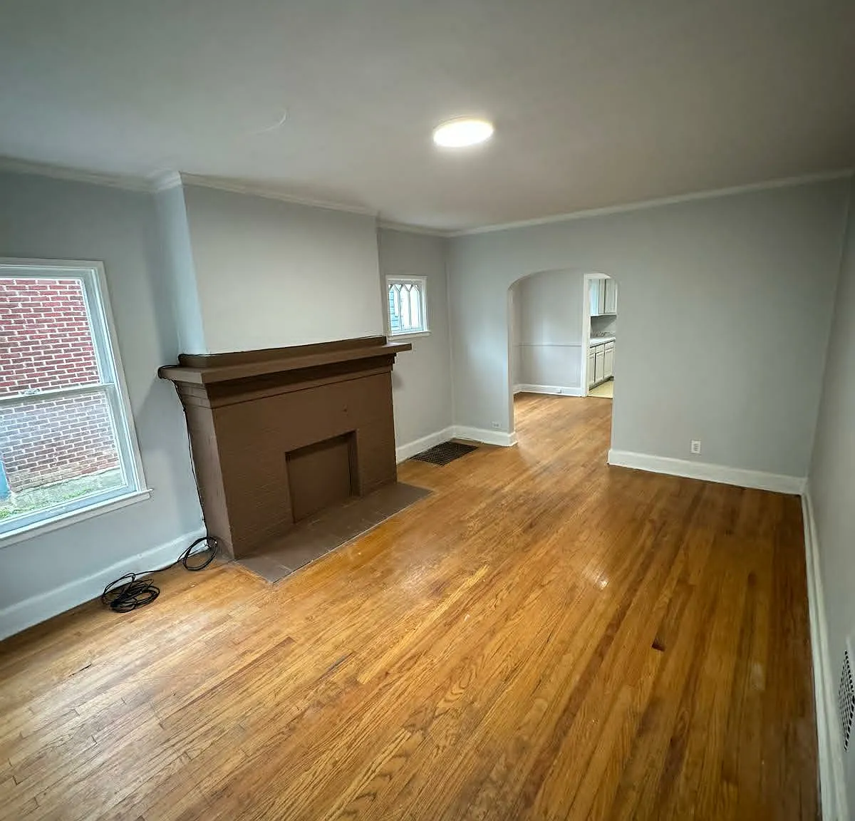 3 bed, 1200 sqft, $1,595 — Photo 4