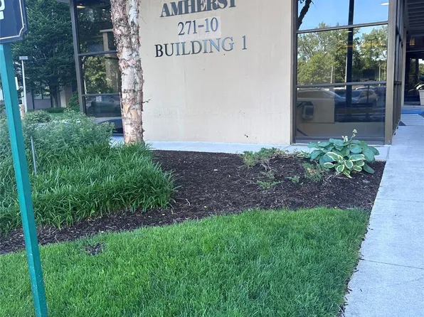 27110 Grand Central Parkway #1U, Floral Park, NY 11005