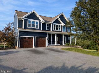 2894 Pappy Dr, Hampstead, MD 21074