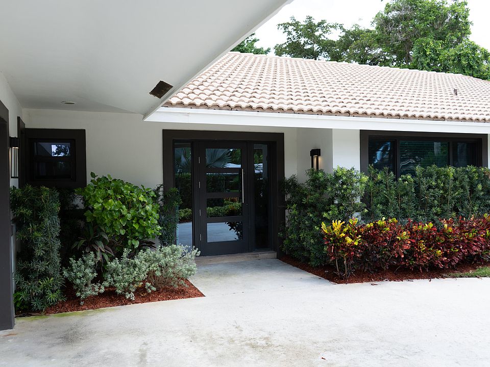 1st image of 4651 Turnberry Court