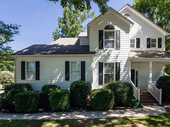 9003 Mapledale Ct, Cornelius, NC 28031