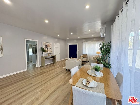 4th image of 2526 W 21st St