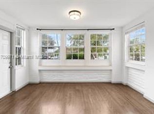 5260 SW 5th St, Miami, FL 33134