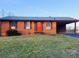 138 Long Meadow Dr, Greensburg, KY 42743