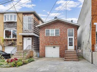313 9th St, Union City, NJ 07087