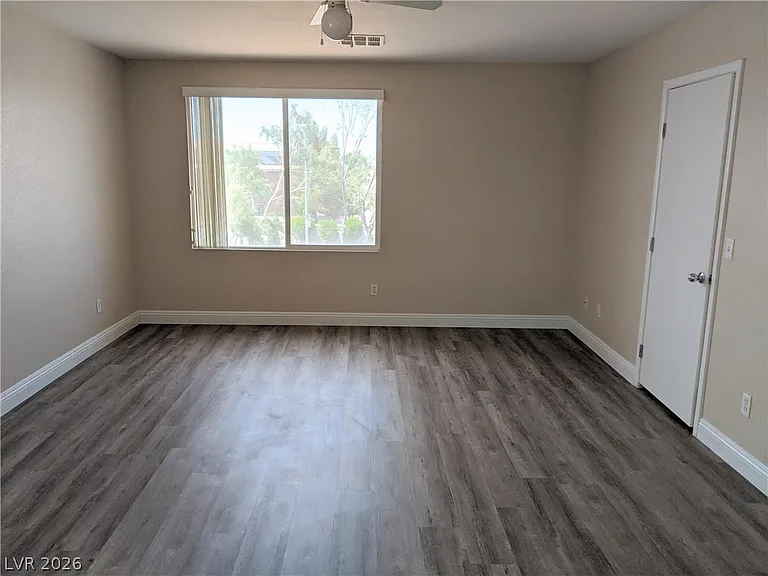 824 Ribbon Grass Ave — Photo 14