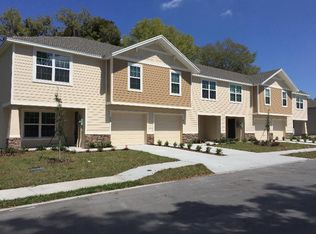 1057 Dossey Oaks Ln, Lakeland, FL 33811