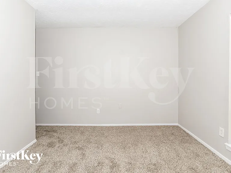 22519 Rockgate Dr — Photo 12