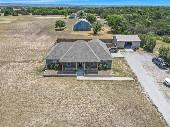 3232 Deer Path Ln, Weatherford, TX 76085